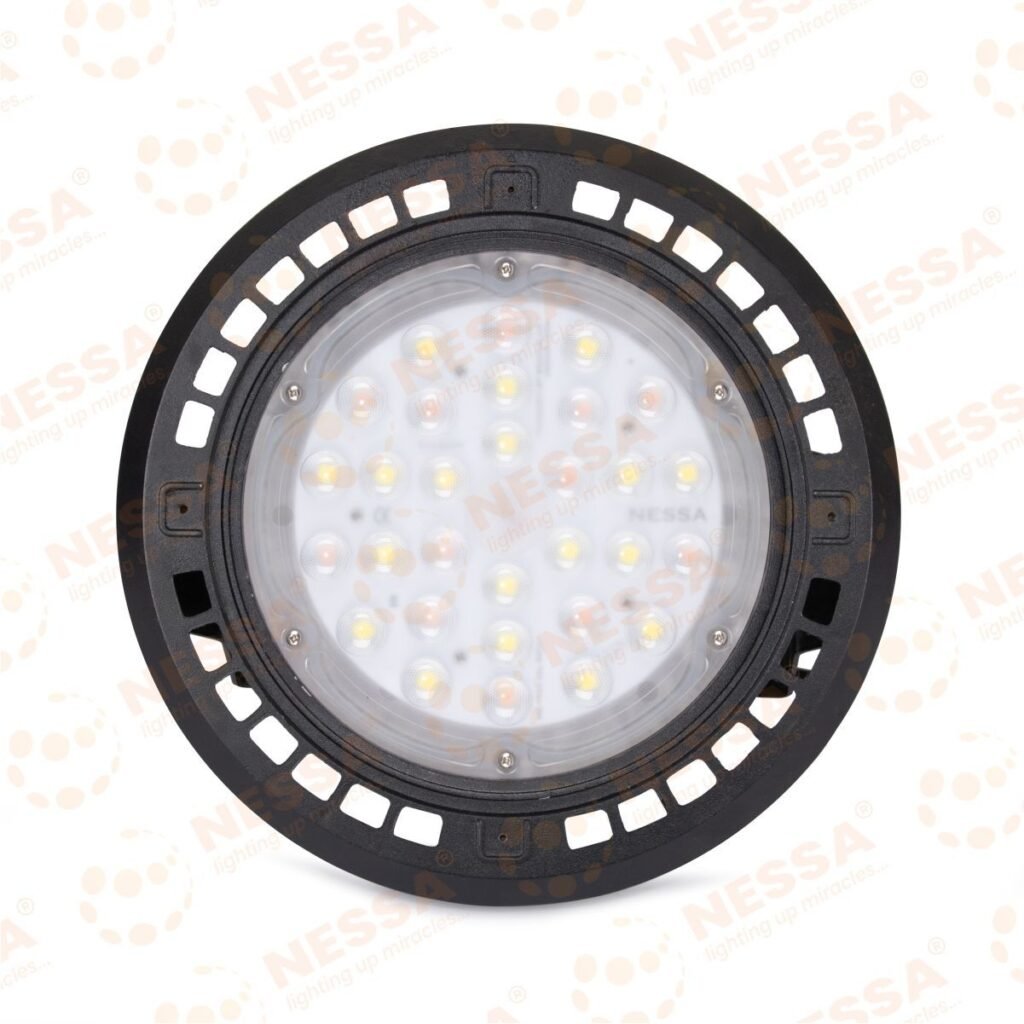 Bay Light 100W — product view 2
